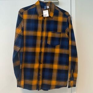 H&M blue/yellow plaid button up shirt - size medium - new with tags, never worn